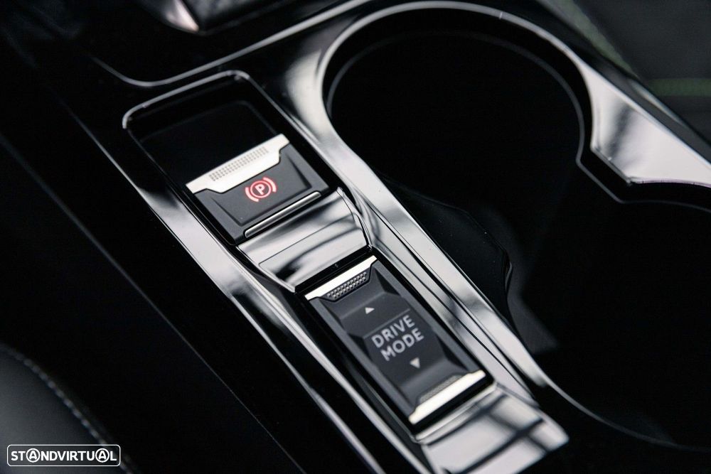 Peugeot e-2008 54 kWh GT - 37