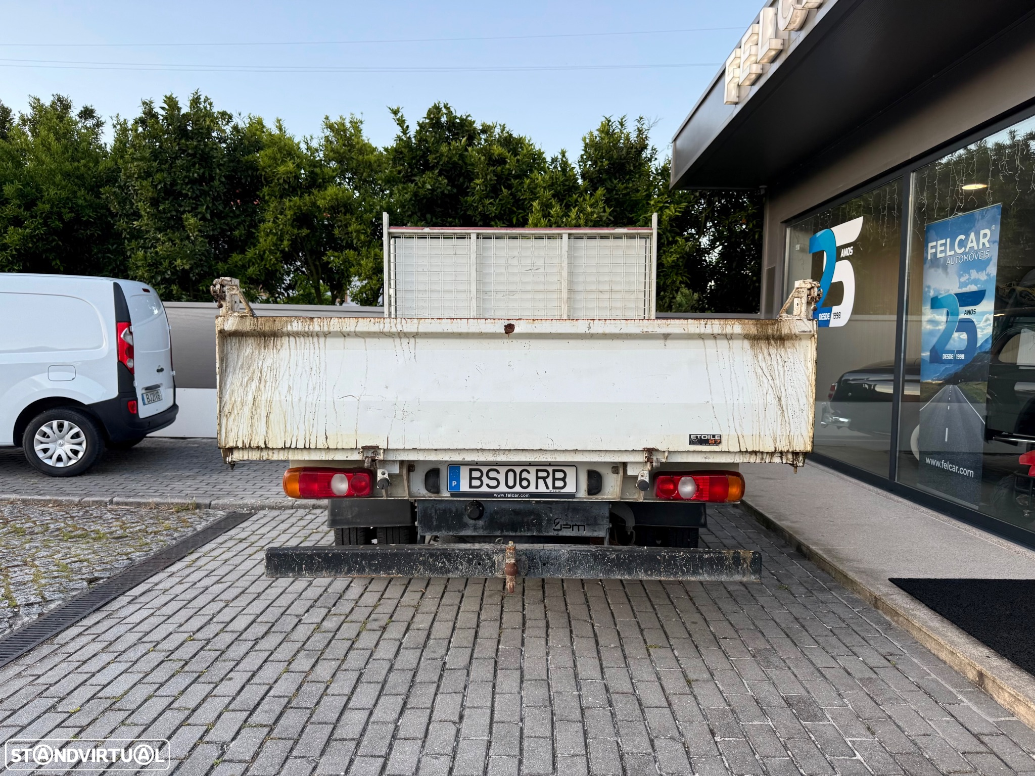 Mitsubishi Fuso Canter 3C15 - 6
