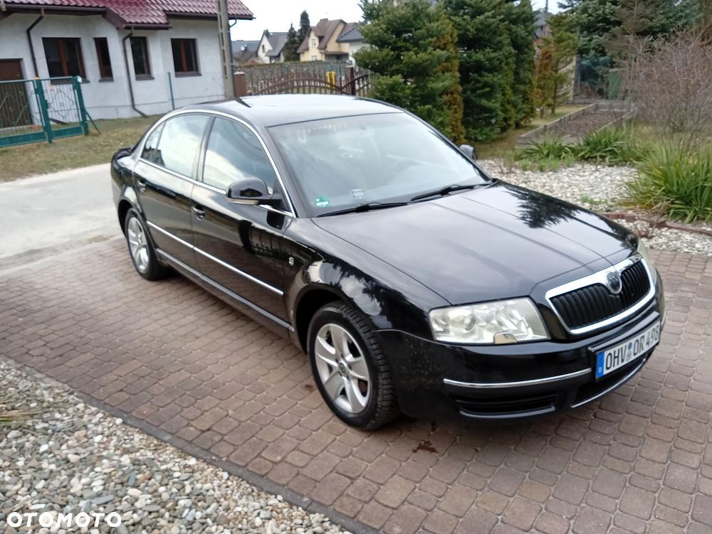 Skoda Superb 2.0 TDI DPF Comfort - 3