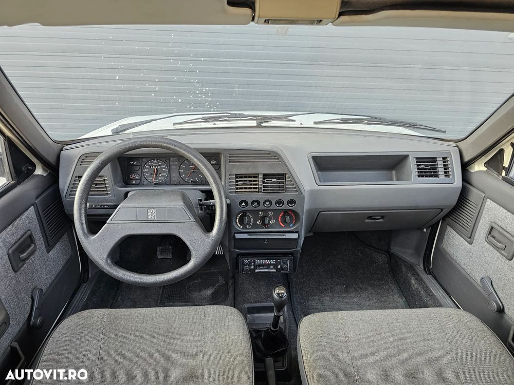 Peugeot 309 - 8