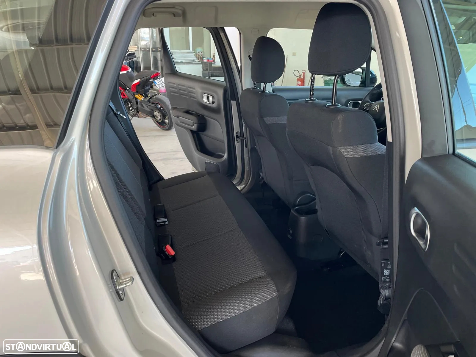 Citroën C3 Aircross 1.2 PureTech Feel EAT6 - 34