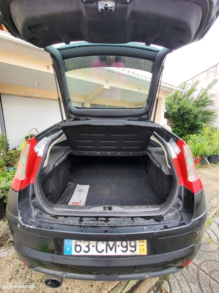 Citroën C4 - 11