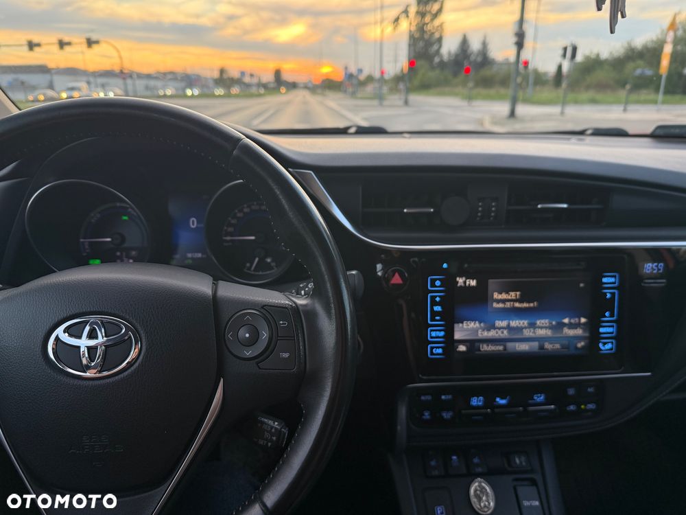 Toyota Auris - 5
