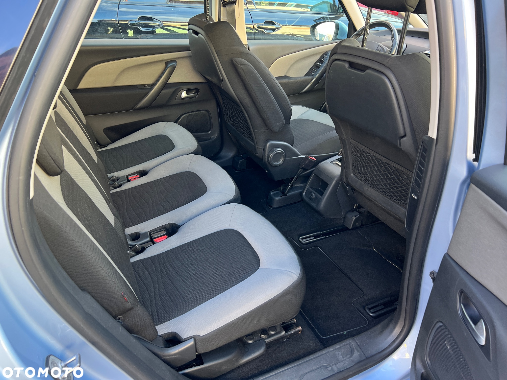 Citroën C4 Picasso e-HDi 115 Intensive - 9