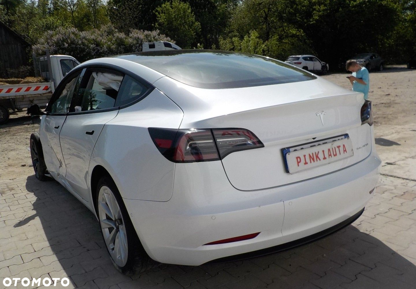 Tesla Model 3 - 9