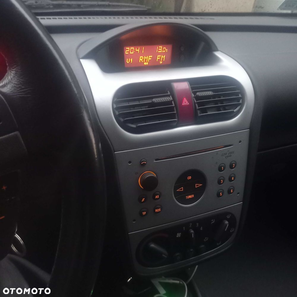 Opel Corsa - 7