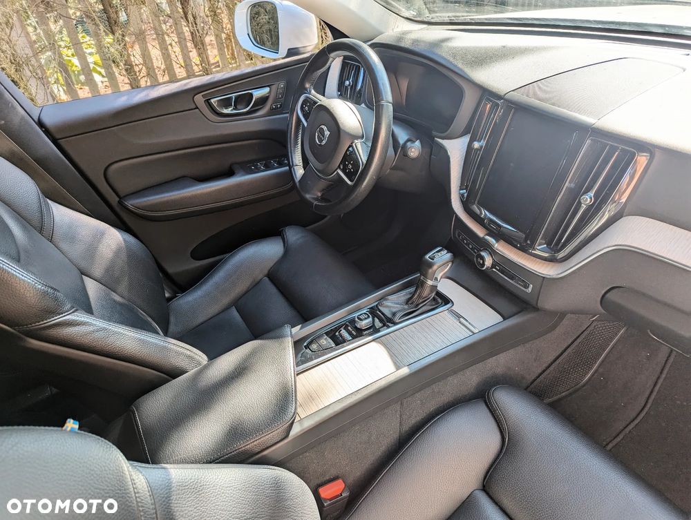 Volvo XC 60 D4 AWD Inscription - 19