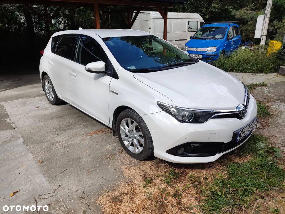 Toyota Auris Hybrid 135 Premium - 1