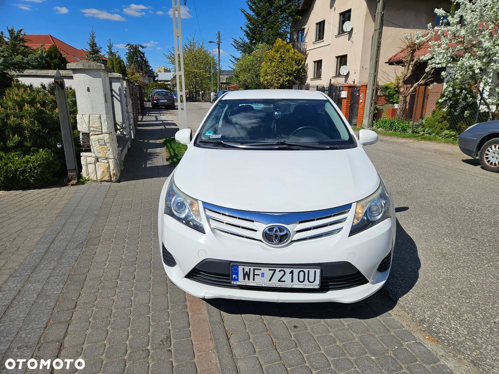 Toyota Avensis 1.6 Active - 4