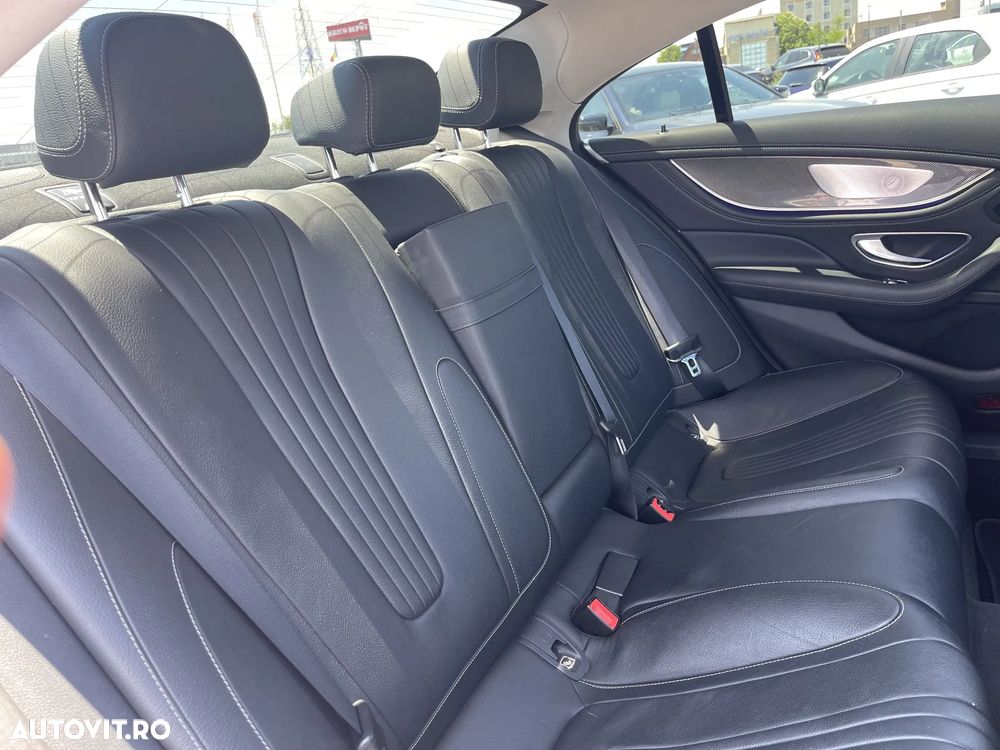Mercedes-Benz CLS 400 d 4MATIC 9G-TRONIC AMG Line - 29