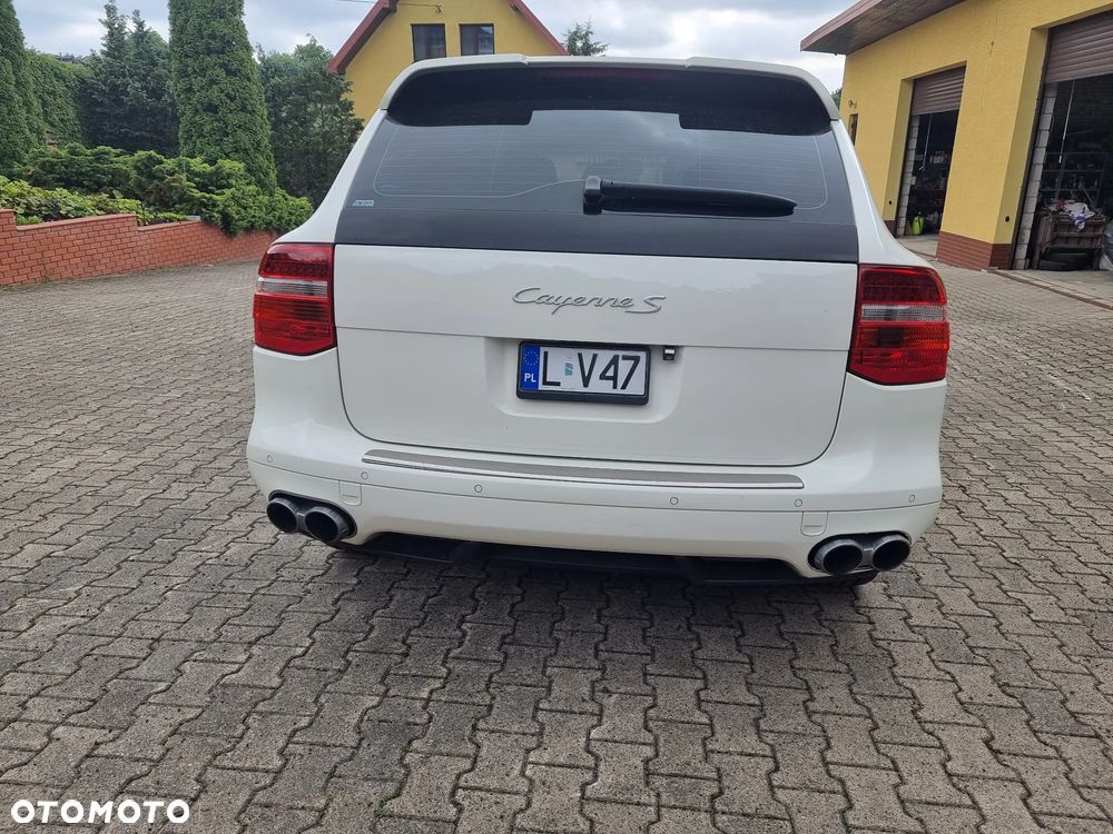 Porsche Cayenne - 11
