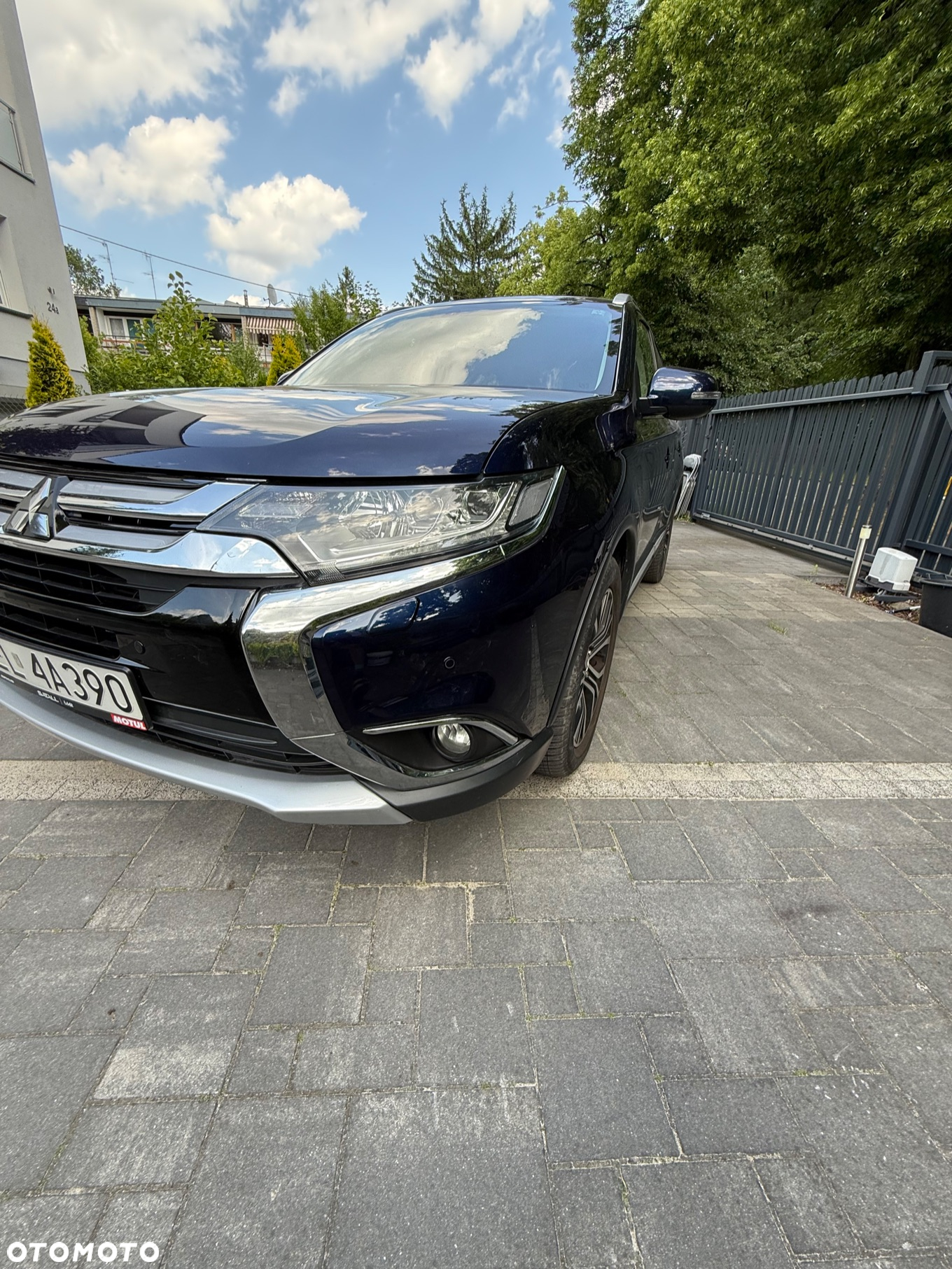 Mitsubishi Outlander 2.0 Instyle + 4WD CVT - 3