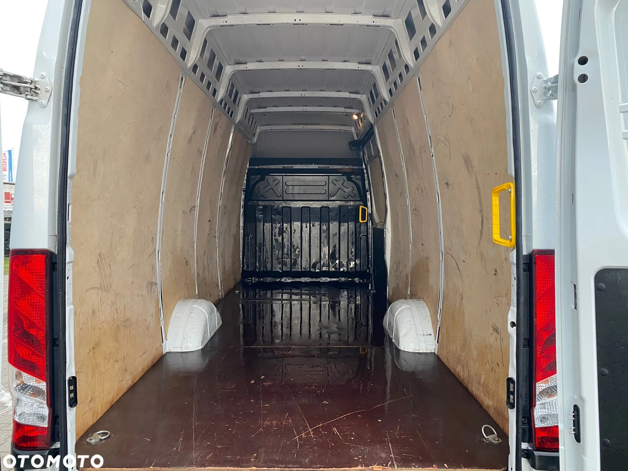 Iveco DAILY 35S18 - 11