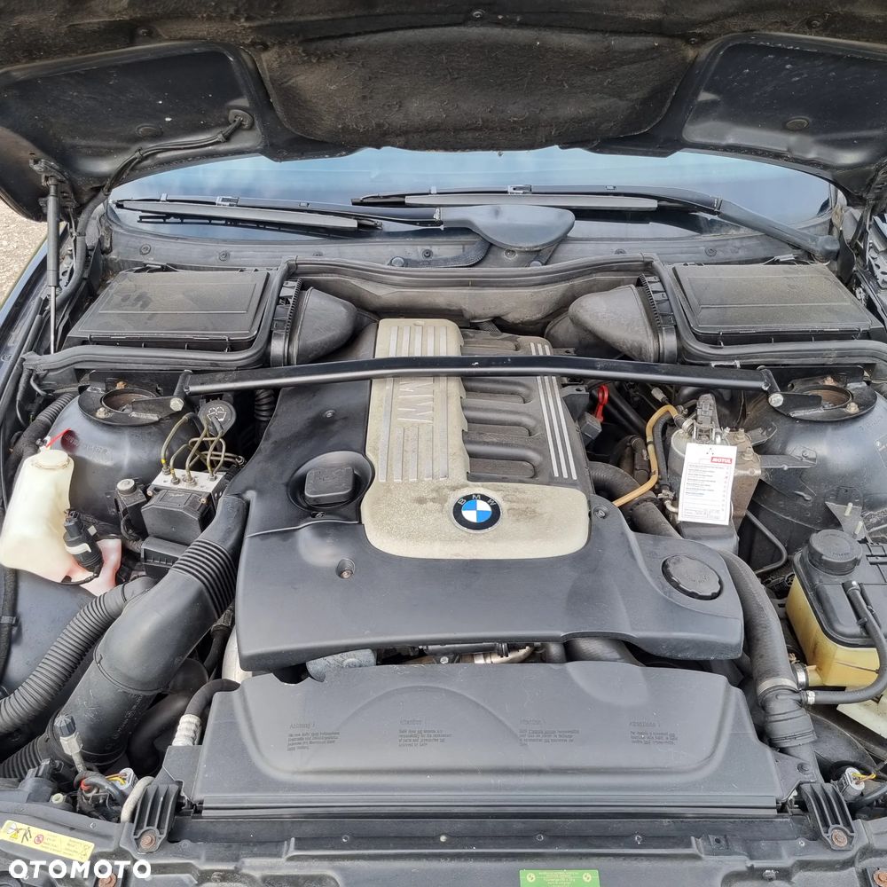 BMW Seria 5 525d - 13