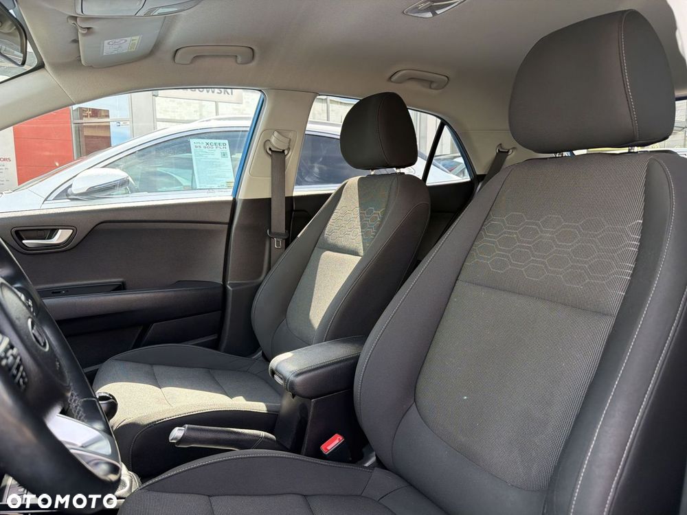 Kia Rio 1.2 L Business Line - 16
