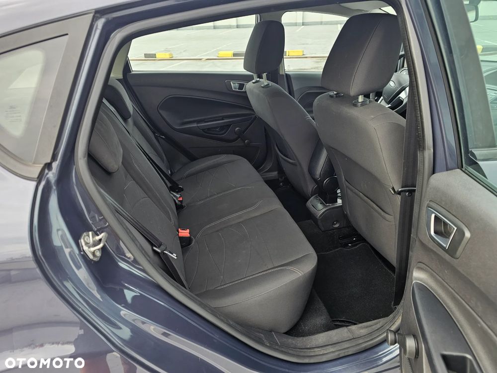 Ford Fiesta - 15