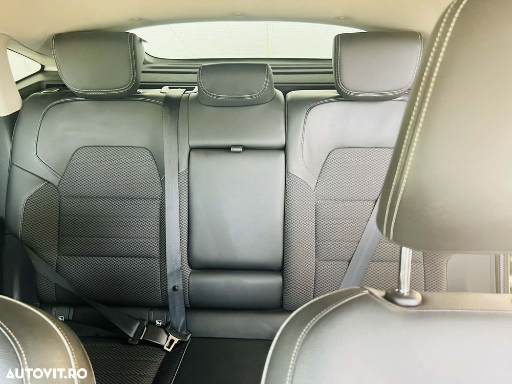 Renault Arkana MHEV 160 EDC Techno - 14