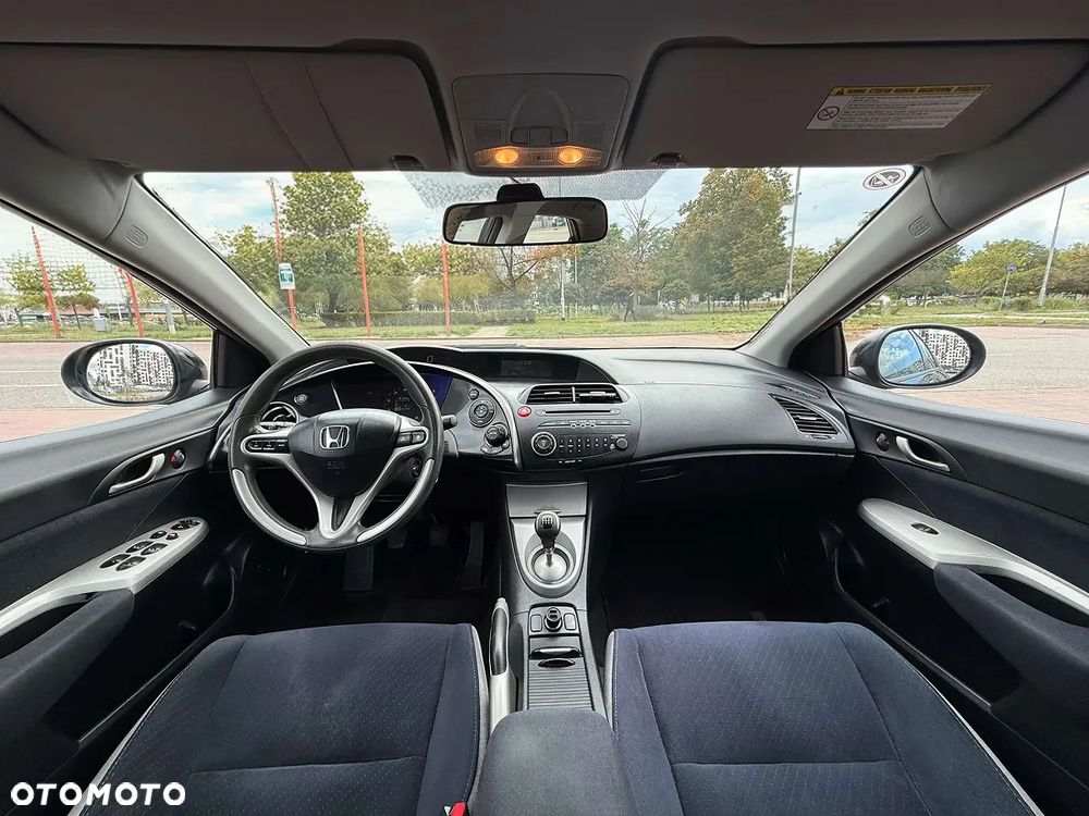 Honda Civic 1.4 Comfort - 10