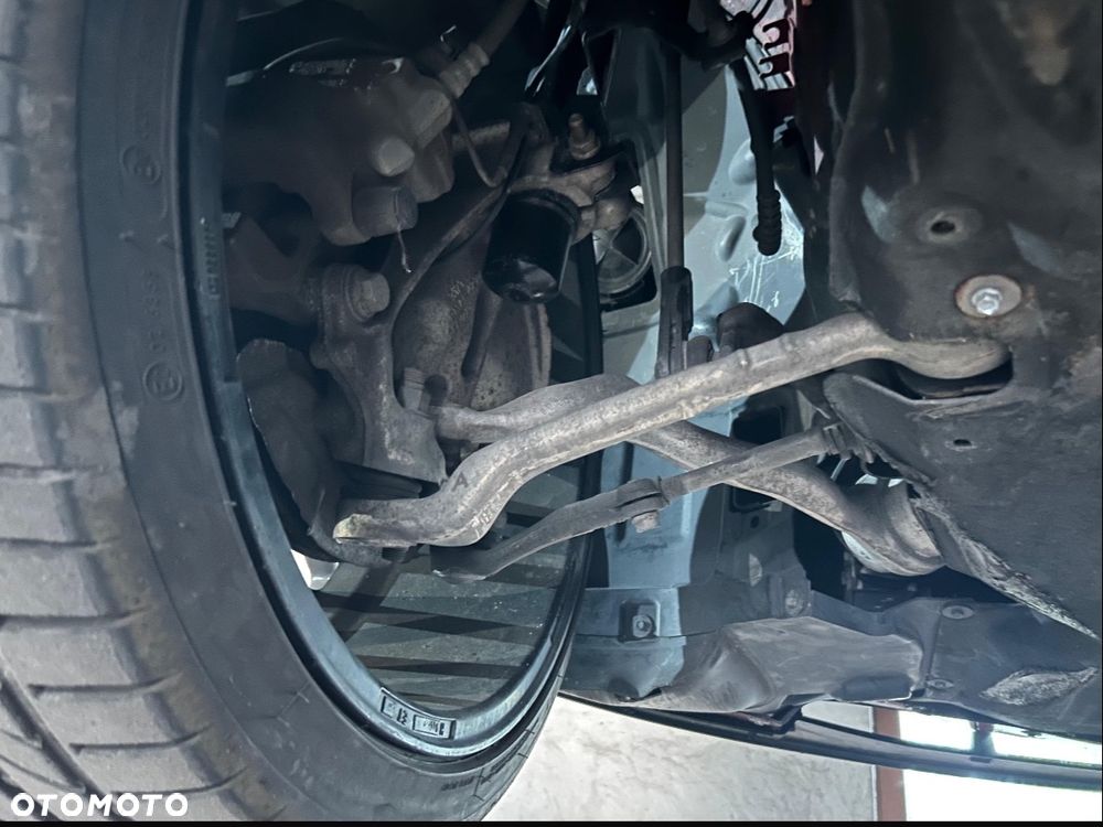 BMW Seria 3 328i - 16