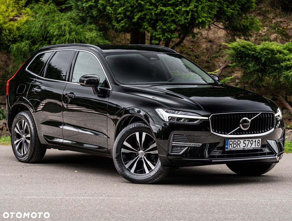 Volvo XC 60 B4 D AWD Geartronic Momentum Pro - 22