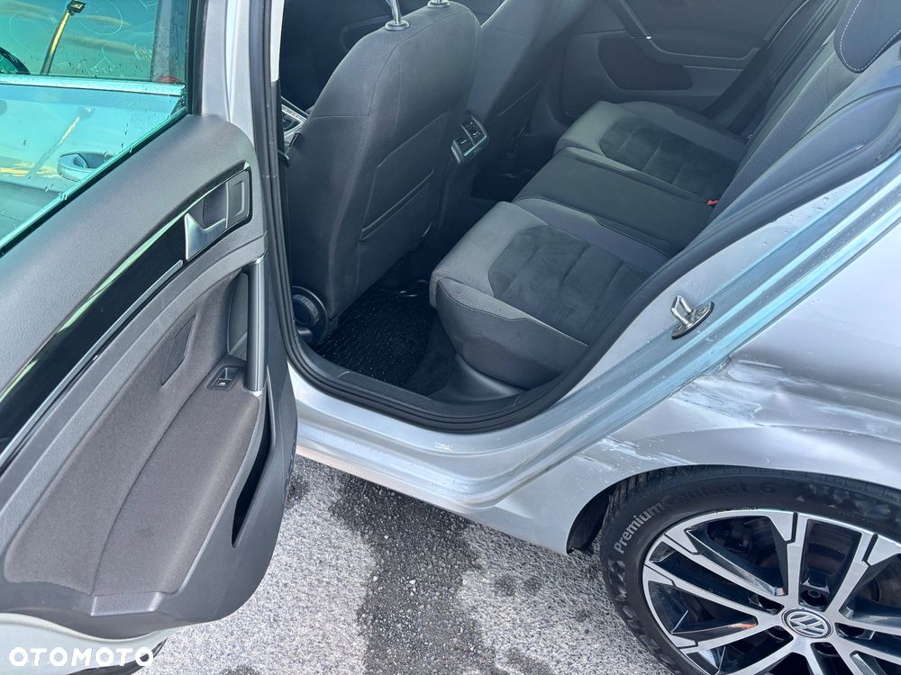 Volkswagen Golf 2.0 TDI SCR DSG Highline - 16