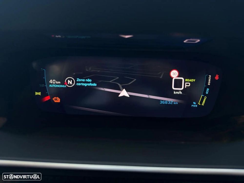 Peugeot e-2008 Allure Pack - 24