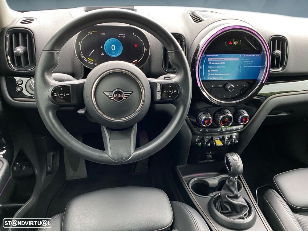 MINI Countryman Cooper SE Premium Classic Auto - 6