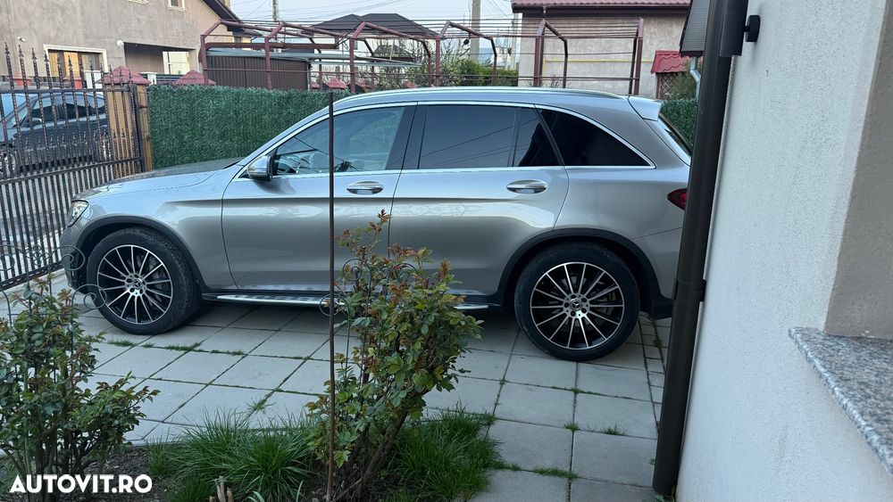 Mercedes-Benz GLC - 14