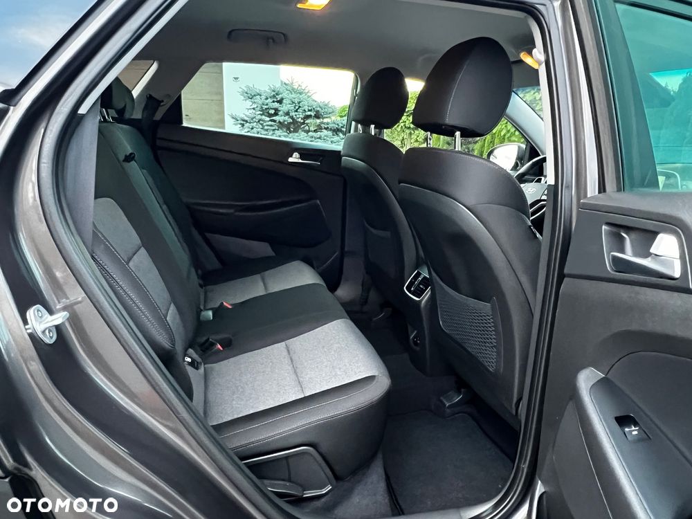 Hyundai Tucson blue 1.6 GDi 2WD Navi - 25