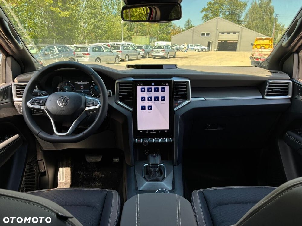 Volkswagen Amarok - 10