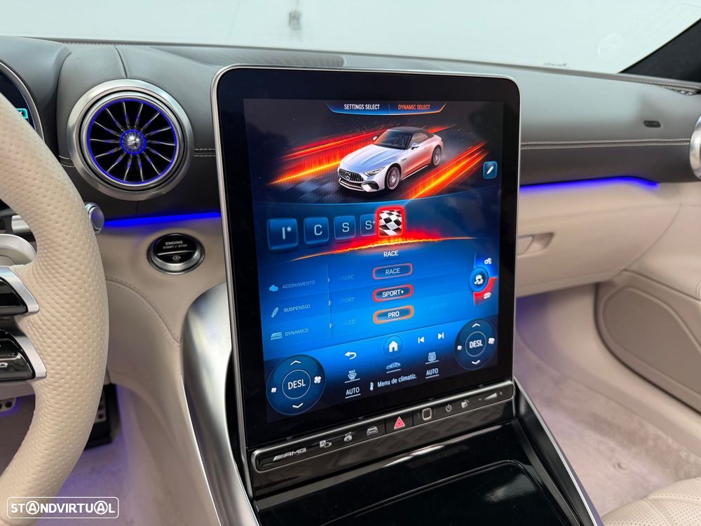 Mercedes-Benz SL 63 AMG 4Matic+ - 11