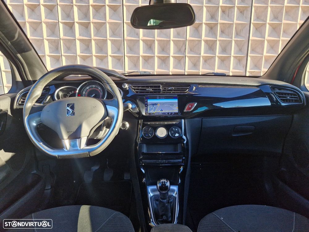 DS DS3 BlueHDi 100 SoChic - 4