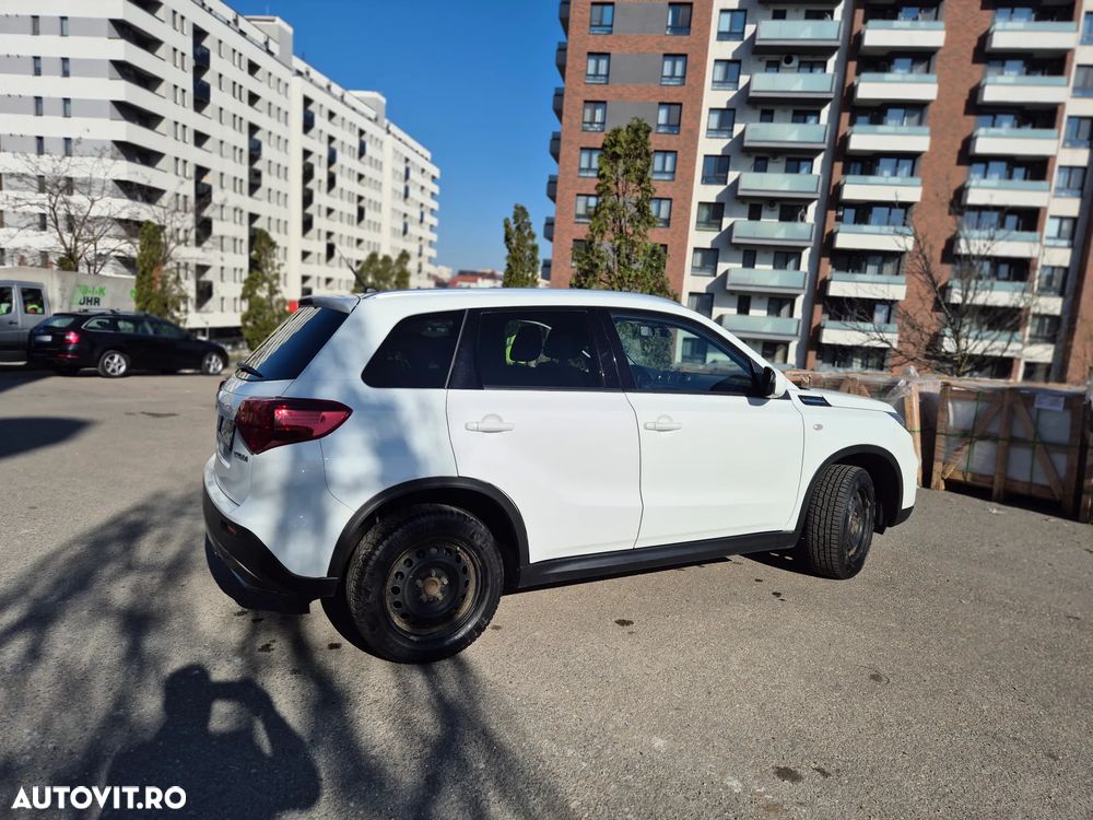 Suzuki Vitara 1.0 Passion - 3