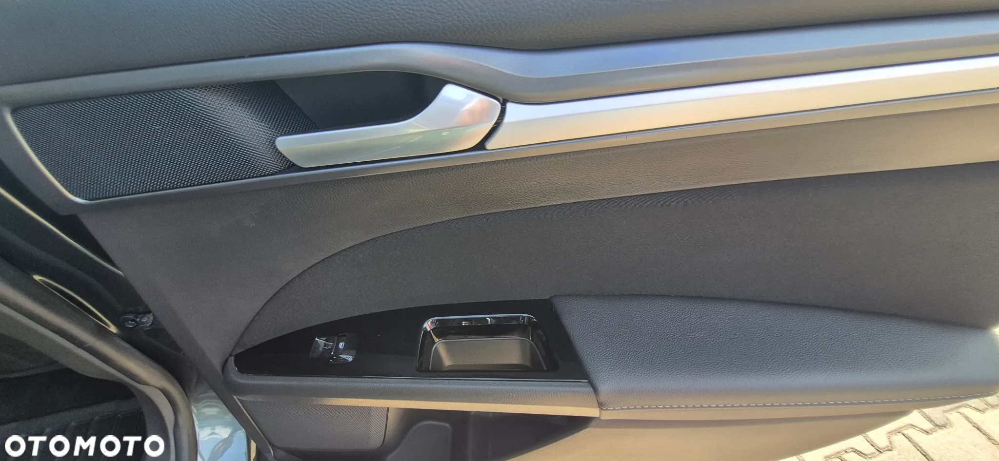 Ford Mondeo - 25