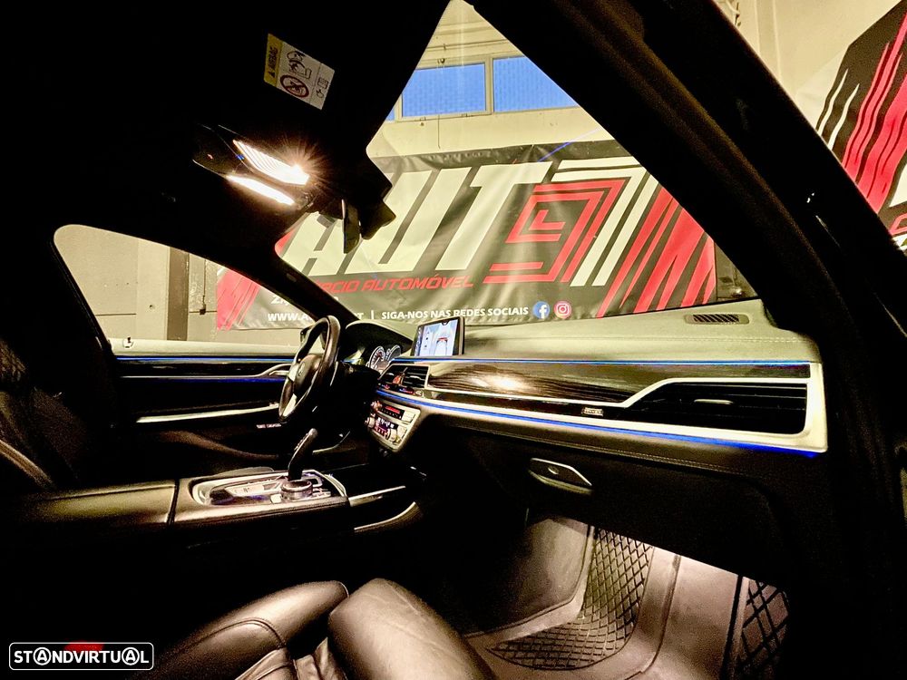 BMW 730 d Pack M - 11