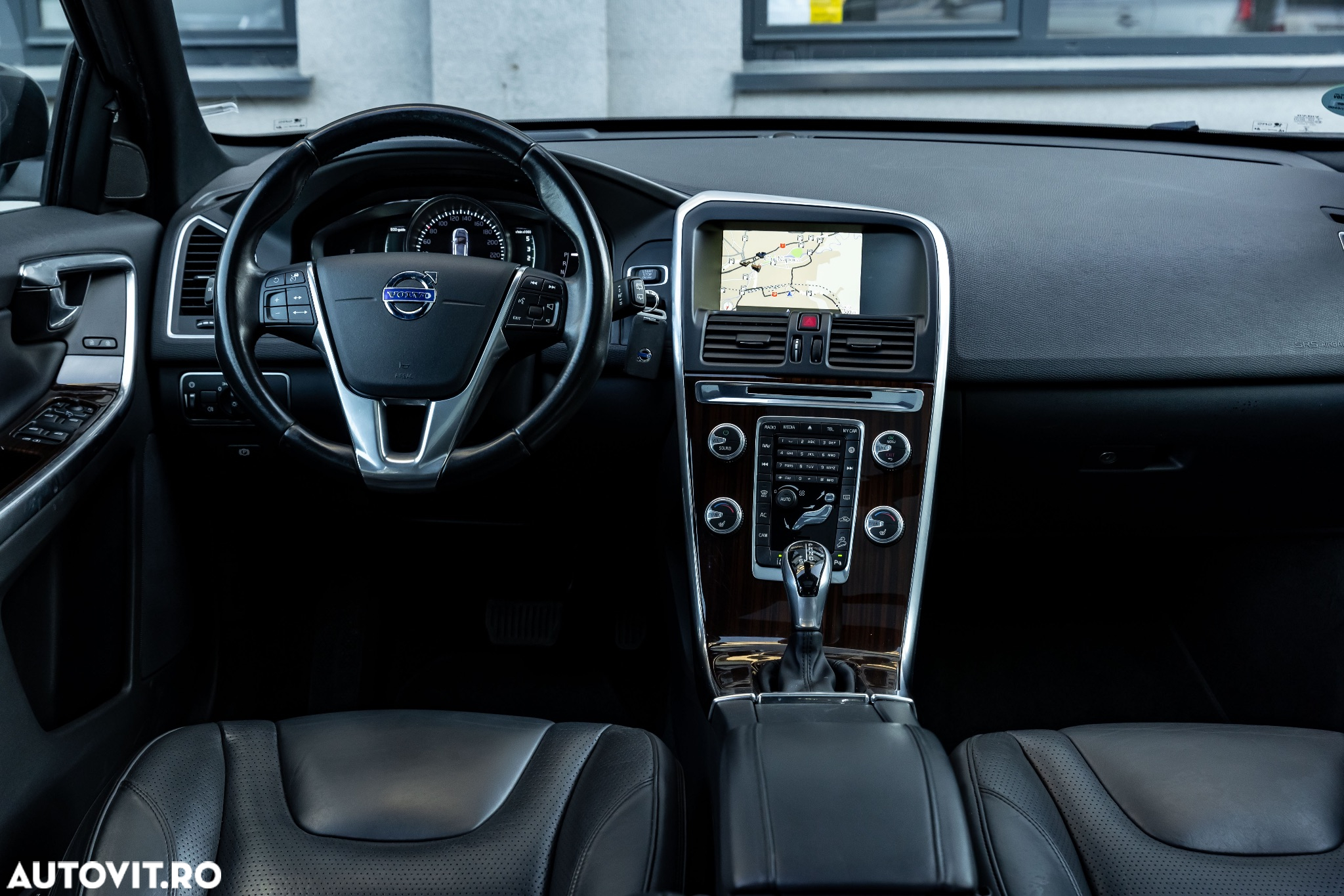 Volvo XC 60 D5 AWD Aut. Summum - 18