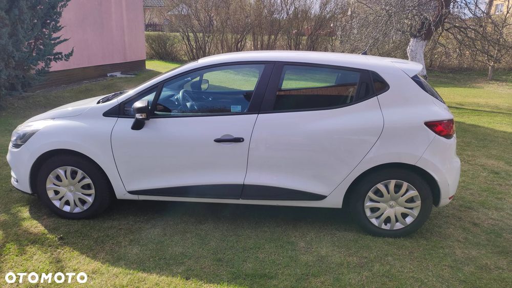 Renault Clio - 7