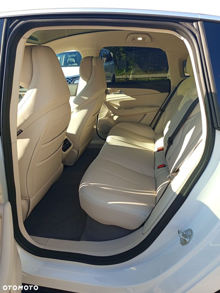 Forthing S7 REEV - 11