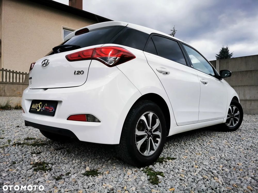 Hyundai i20 1.2 Passion - 26