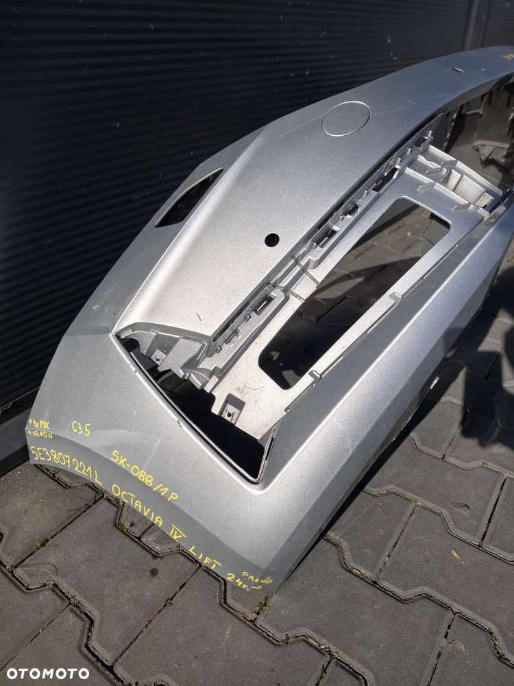 W-wa SKODA OCTAVIA IV LIFT ZDERZAK PRZÓD (dostępny 1 zderzak) - 2