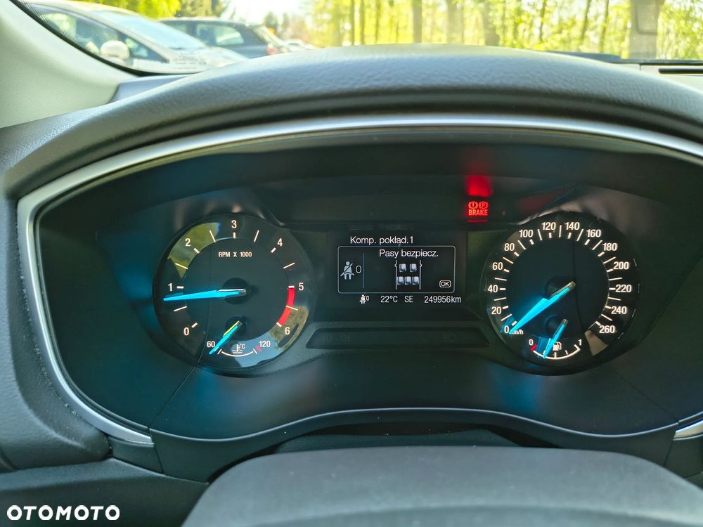 Ford Mondeo - 12