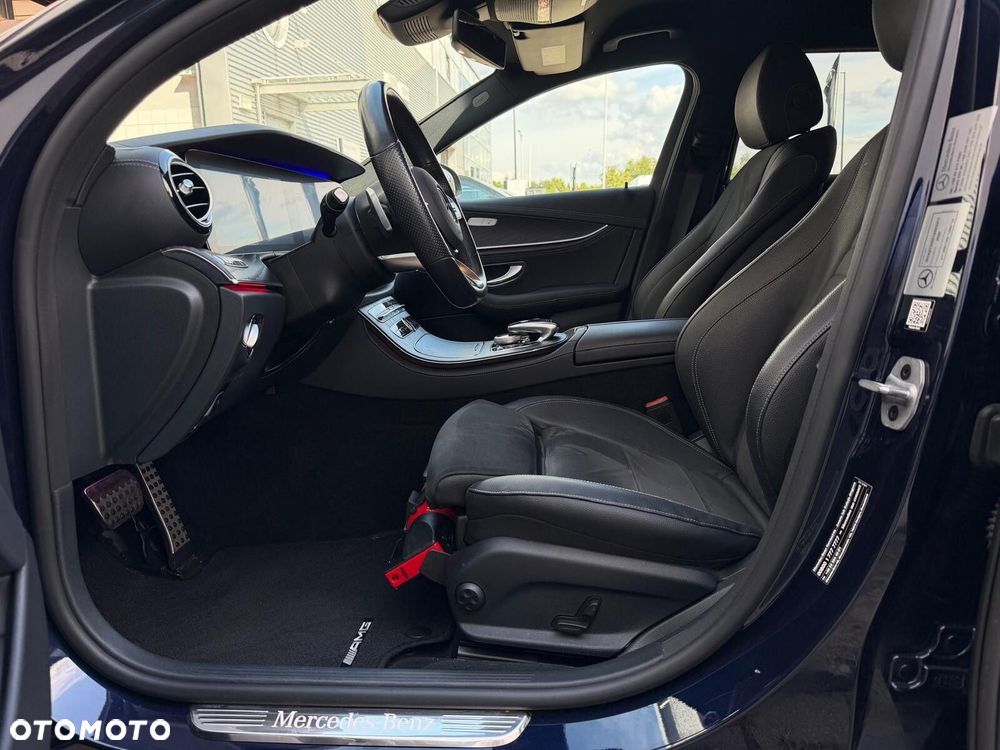Mercedes-Benz Klasa E 220 d 4-Matic AMG - 23