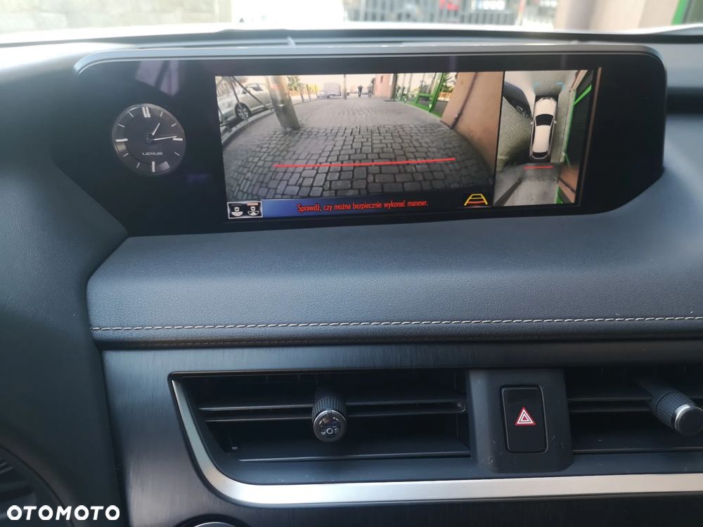 Lexus UX 250h Prestige AWD - 23