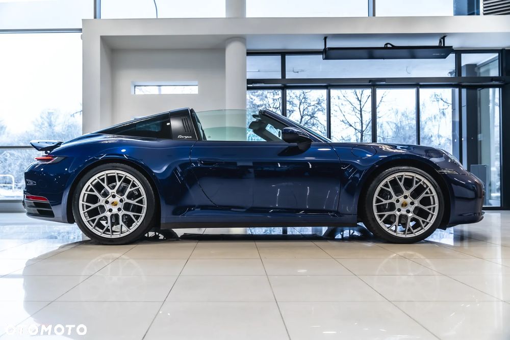 Porsche 911 Targa 4 - 12