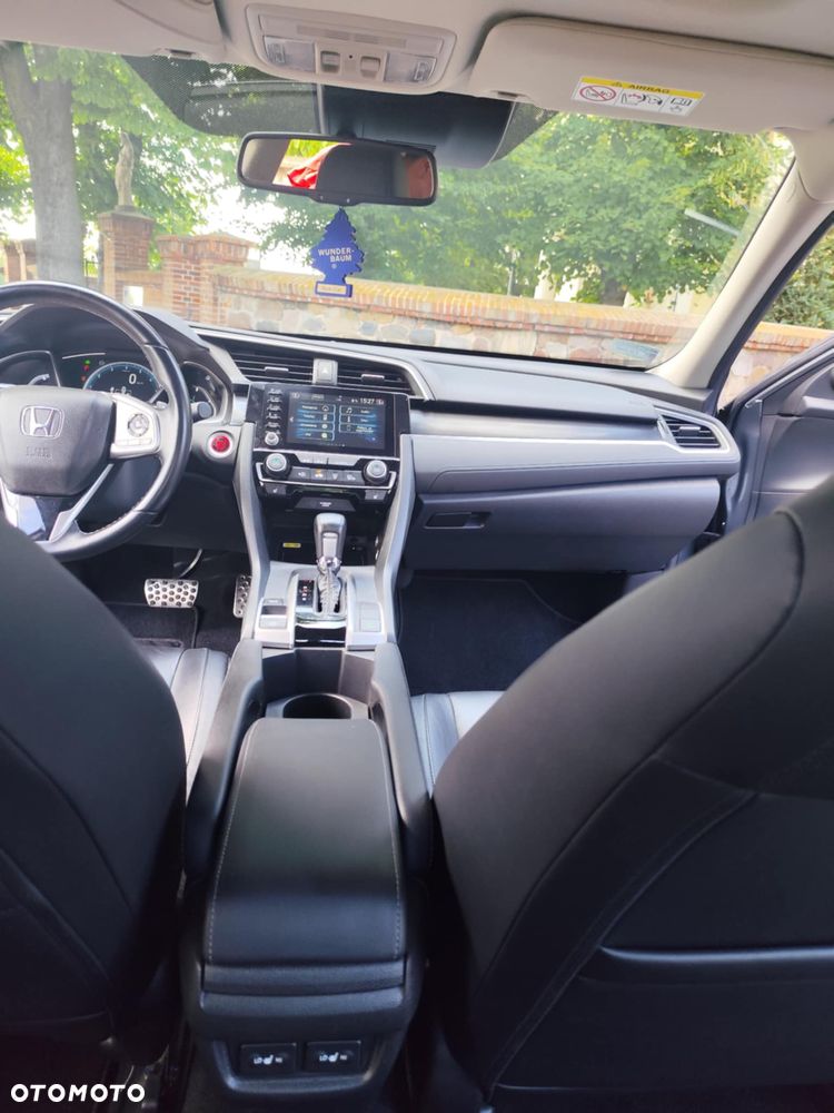 Honda Civic 1.5 T Executive CVT - 18