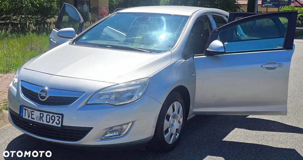 Opel Astra 1.7 CDTI DPF Color Edition - 22