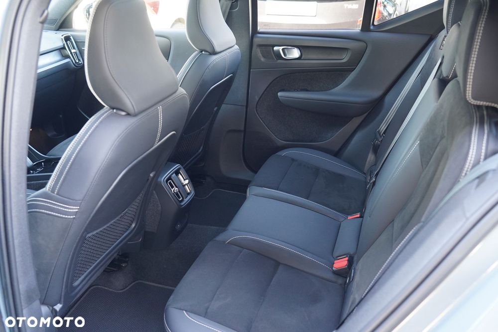 Volvo XC 40 73kWh P6 Recharge Ultimate - 23