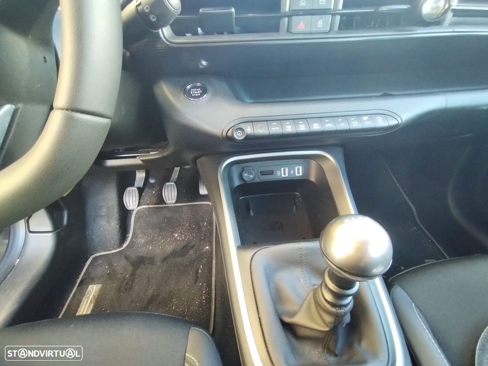 Jeep Avenger 1.2 GSE T3 Altitude - 6