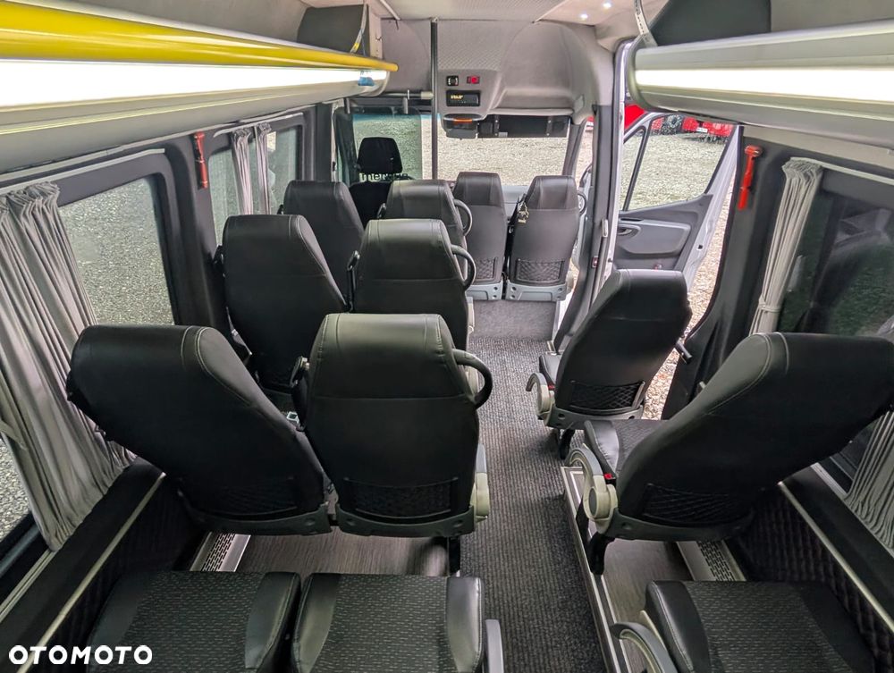 Mercedes-Benz Sprinter 519 - 22