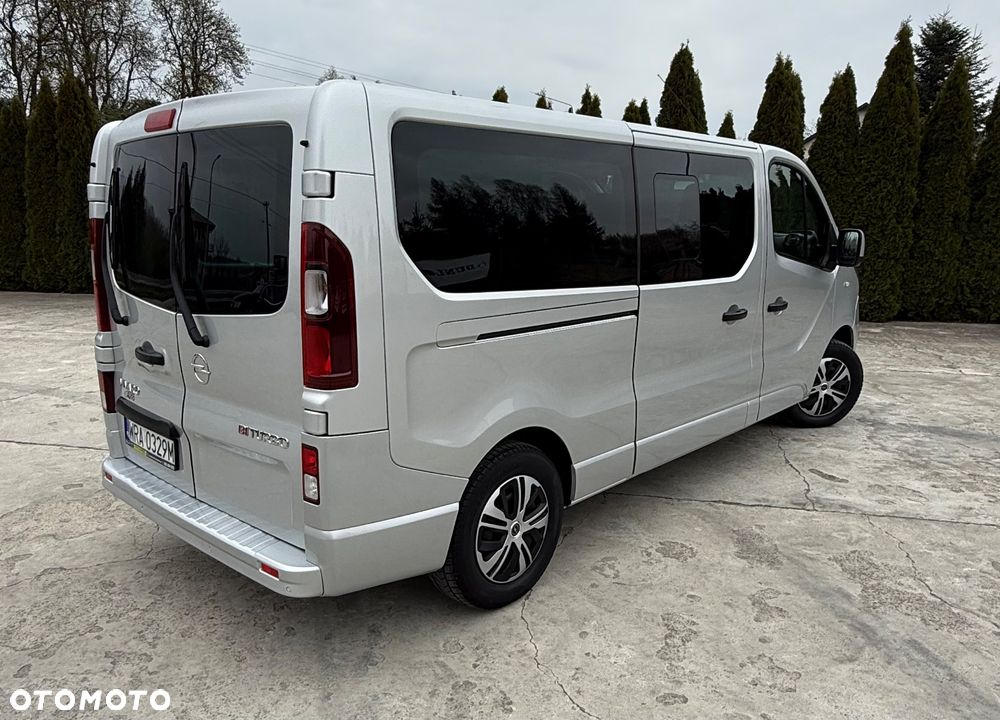 Opel Vivaro L2H1 2,9t Elegance Business - 12